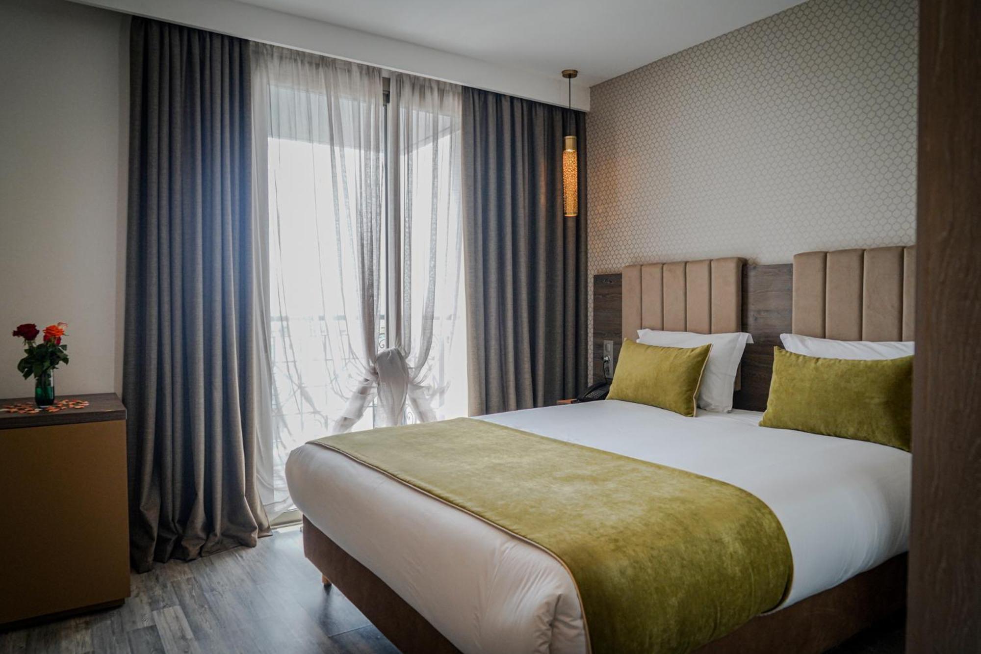 Az Hotel Des Arts ราบัต ภายนอก รูปภาพ